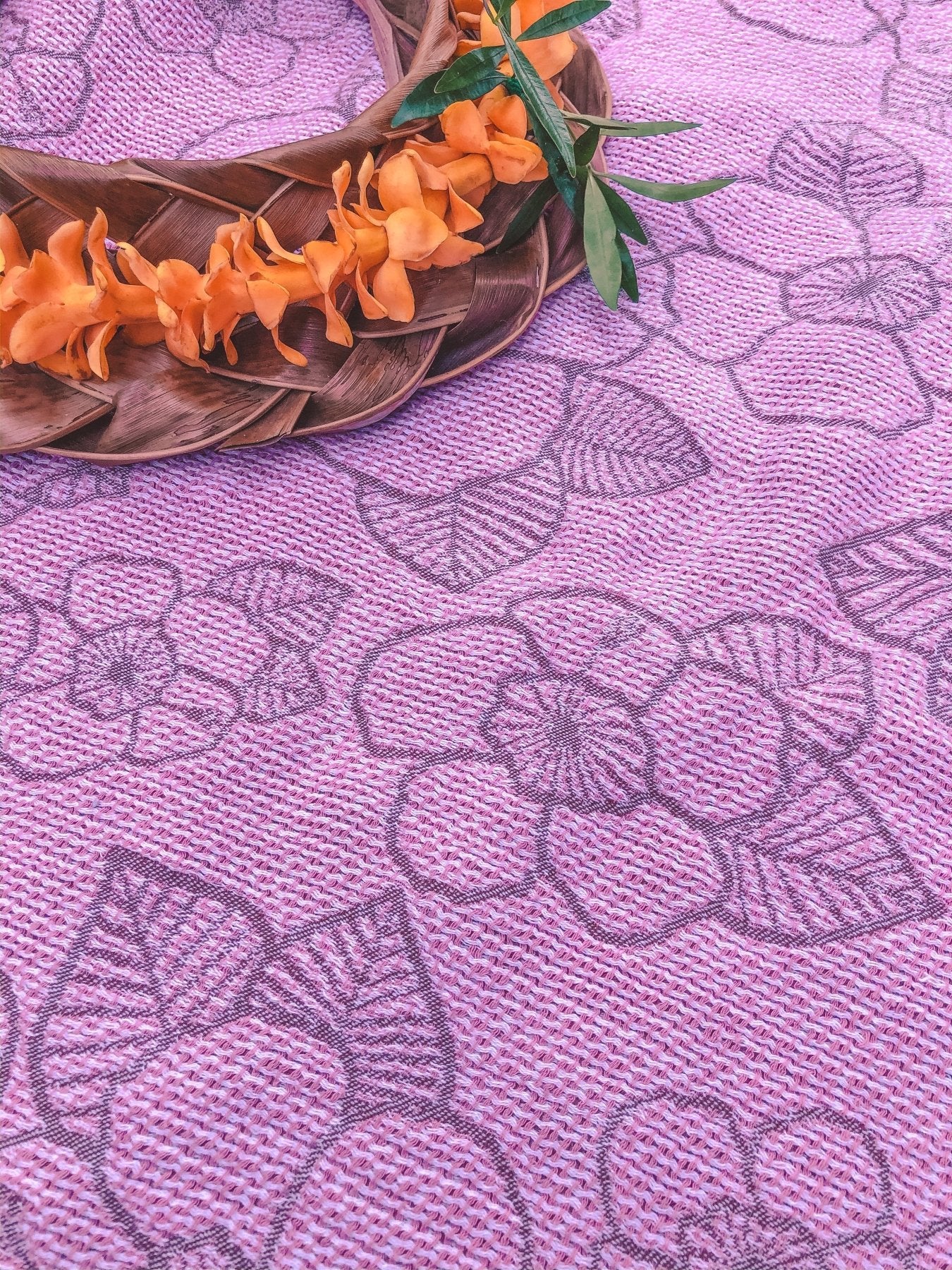 Pure Hibiscus Luxe Hawaiian Beach Towel - Triniskies